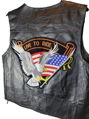 Diamond Plate Buffalo Leather black motorcycle vest Size Large